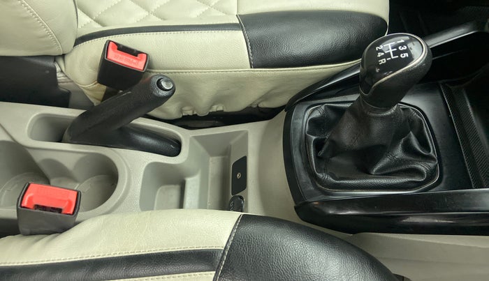 2014 Ford Ecosport 1.5 TREND TDCI, Diesel, Manual, 38,666 km, Gear Lever