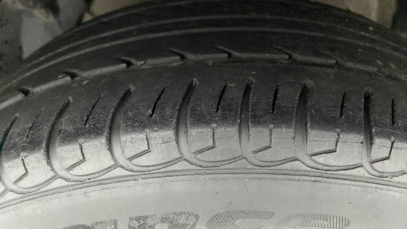 2014 Ford Ecosport 1.5 TREND TDCI, Diesel, Manual, 38,666 km, Left Front Tyre Tread