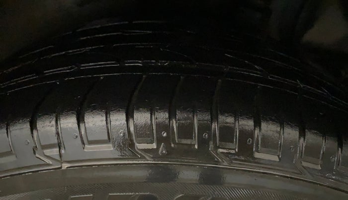 2018 Hyundai Creta SX AT 1.6 PETROL, Petrol, Automatic, 74,975 km, Left Rear Tyre Tread