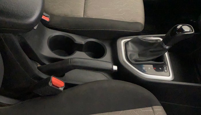 2018 Hyundai Creta SX AT 1.6 PETROL, Petrol, Automatic, 74,975 km, Gear Lever