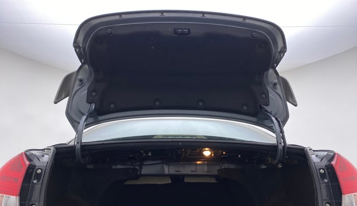 2022 Maruti Ciaz ZETA 1.5 SHVS VVT MT, Petrol, Manual, 29,713 km, Boot Door Open