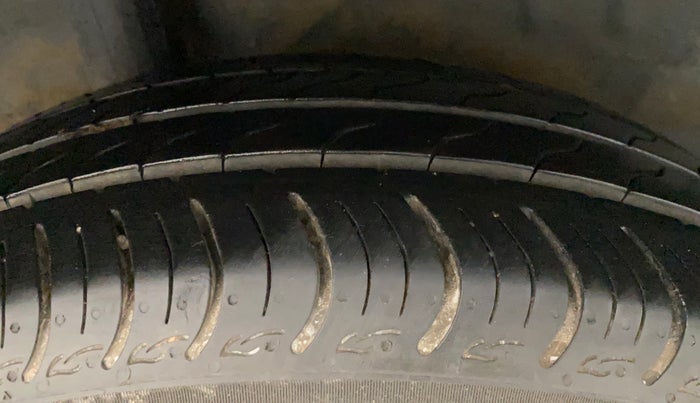 2022 Honda Amaze 1.2L I-VTEC VX CVT, Petrol, Automatic, 13,182 km, Right Rear Tyre Tread