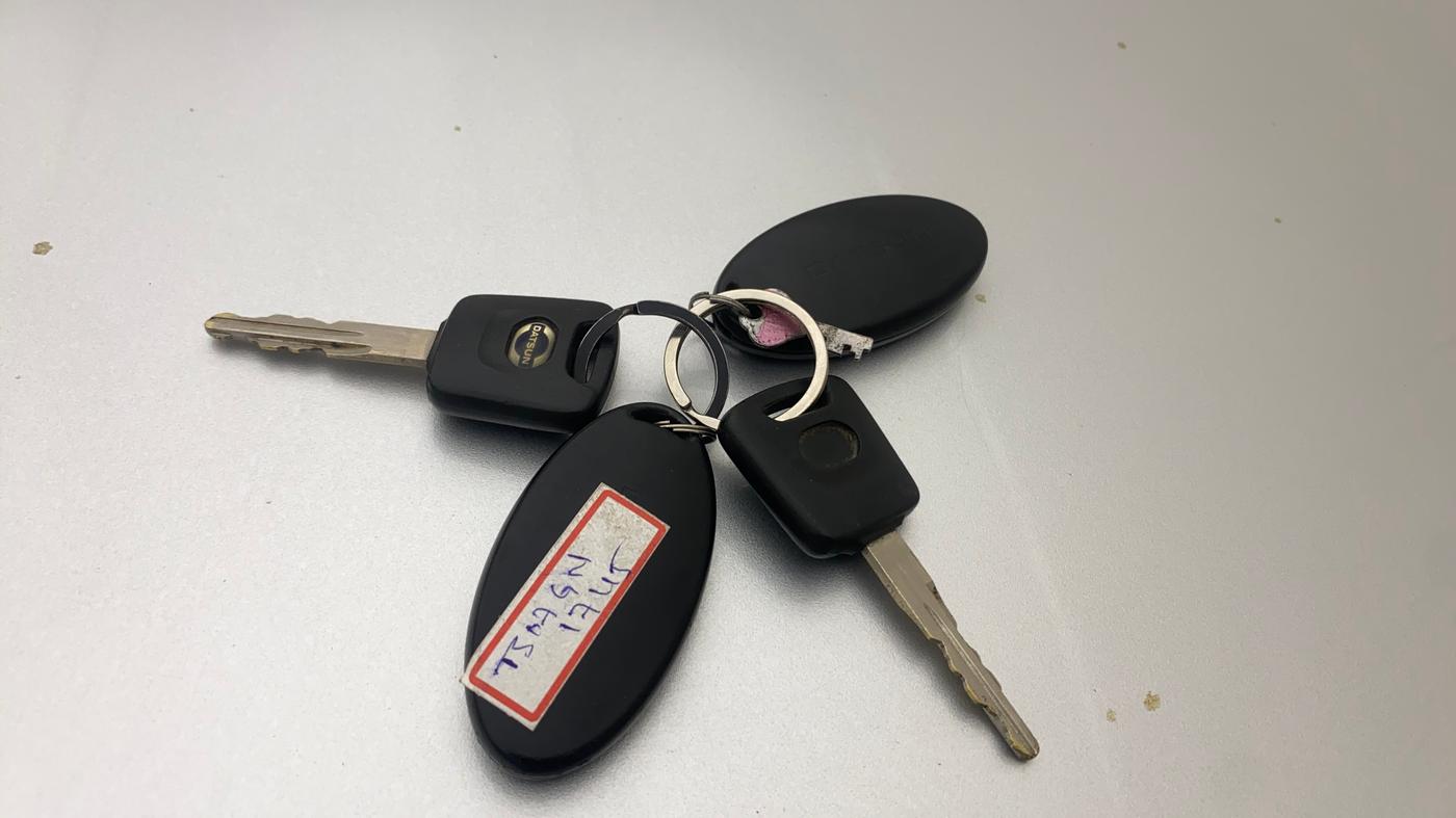 2018 Datsun Go T, Petrol, Manual, 1,20,402 km, Key Close Up