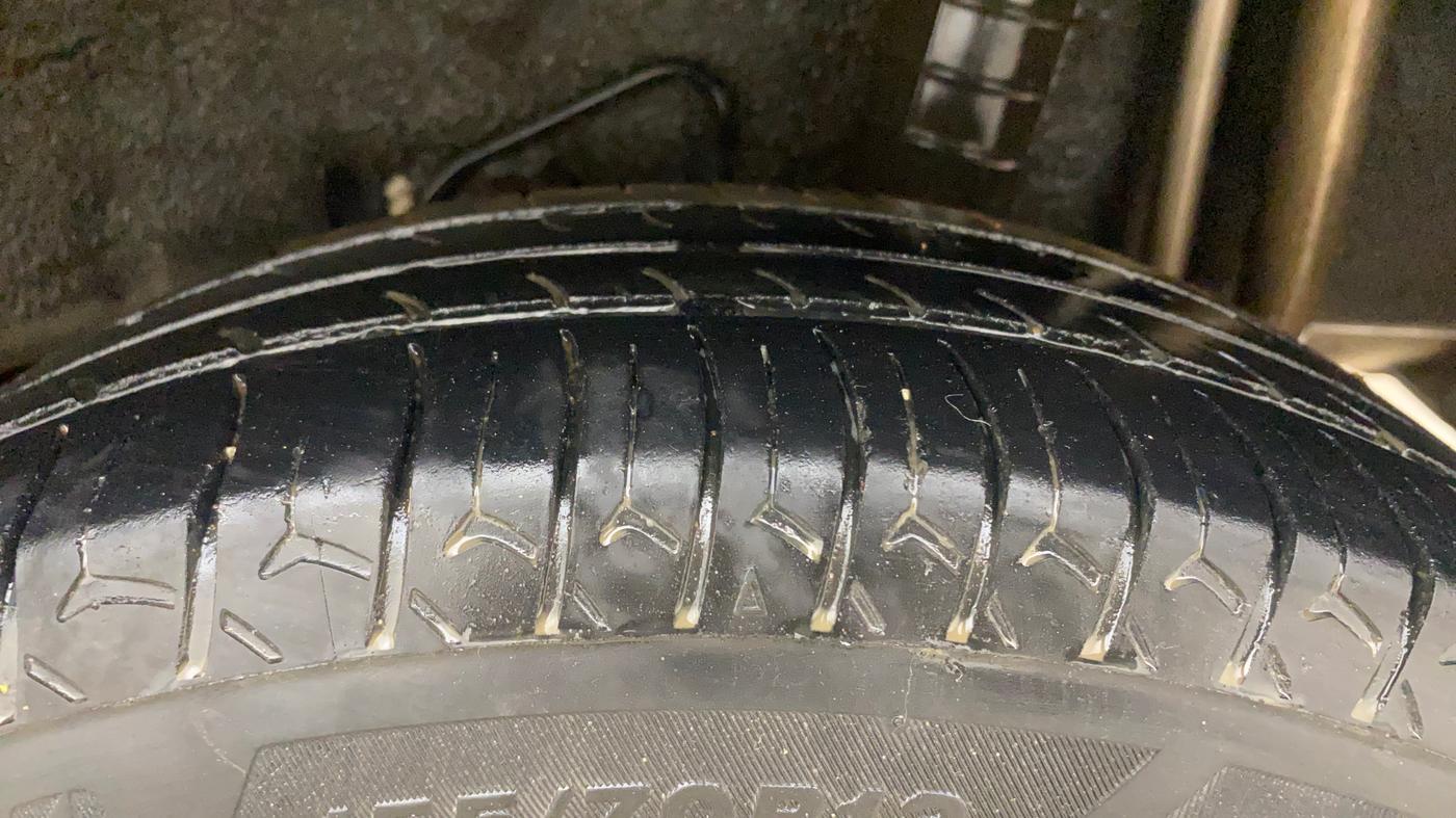 2018 Datsun Go T, Petrol, Manual, 1,20,402 km, Left Rear Tyre Tread