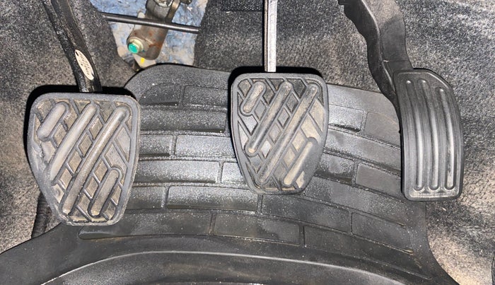 2018 Datsun Go T, Petrol, Manual, 1,20,402 km, Pedals