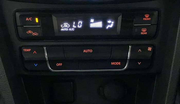 2017 Maruti Vitara Brezza ZDI, Diesel, Manual, 37,841 km, Automatic Climate Control