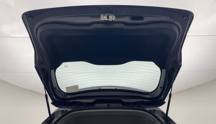 2017 Maruti Vitara Brezza ZDI, Diesel, Manual, 37,841 km, Boot Door Open