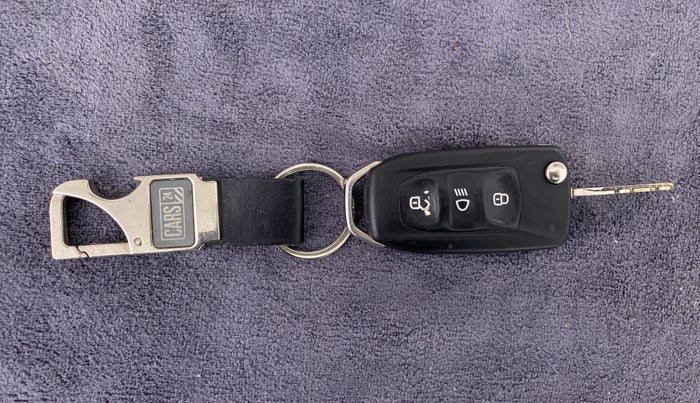 2015 Tata Bolt XM REVOTRON, Petrol, Manual, 52,569 km, Key Close Up