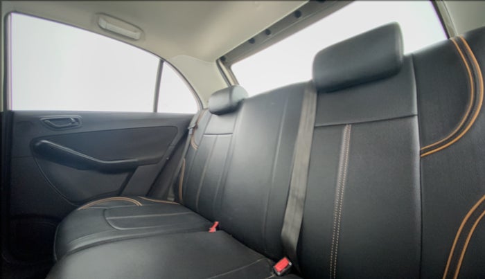 2015 Tata Bolt XM REVOTRON, Petrol, Manual, 52,569 km, Right Side Rear Door Cabin