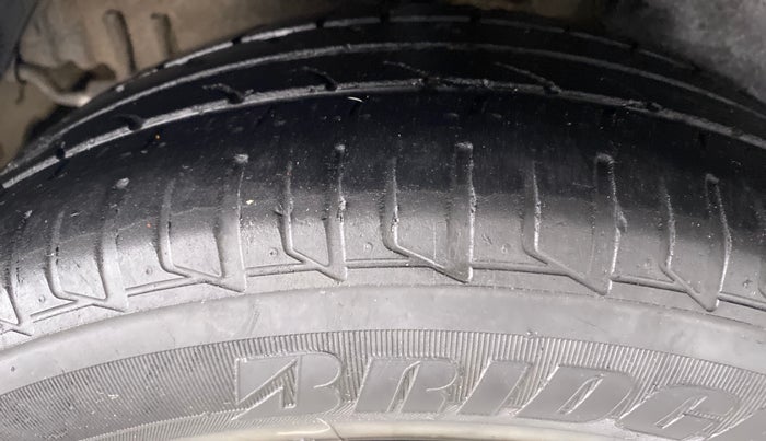 2015 Tata Bolt XM REVOTRON, Petrol, Manual, 52,569 km, Right Rear Tyre Tread