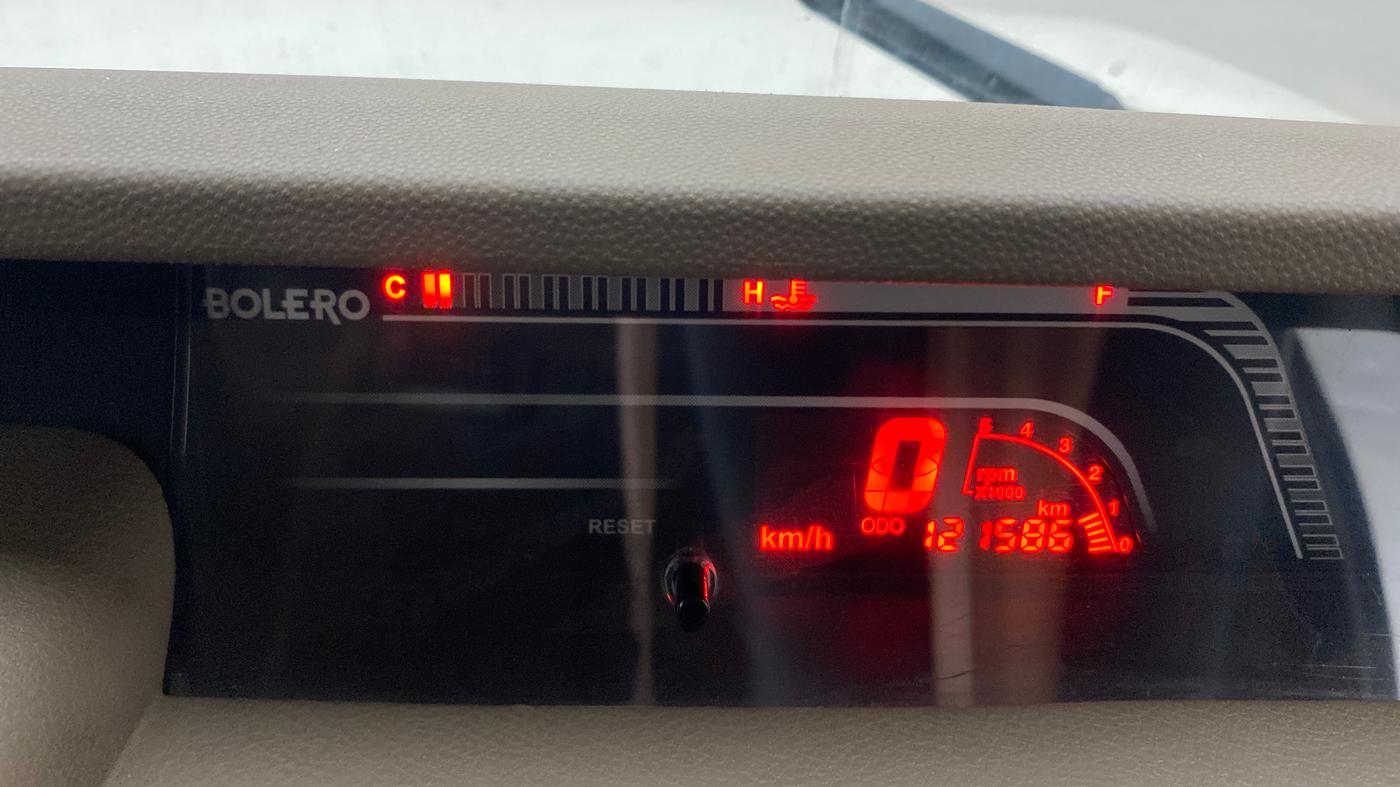 2022 Mahindra Bolero B6, Diesel, Manual, 1,21,565 km, Odometer Image