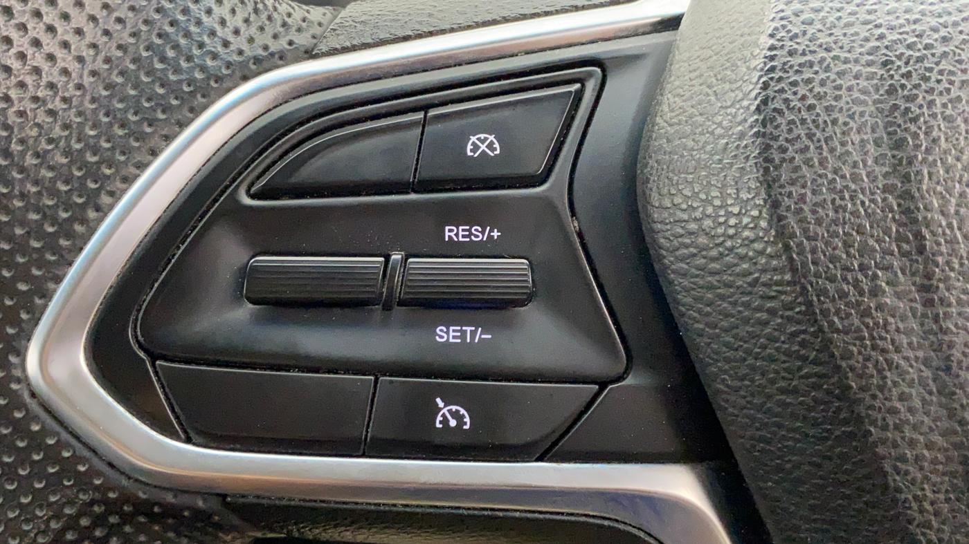 2020 MG HECTOR SMART HYBRID PETROL MT, Petrol, Manual, 21,788 km, Adaptive Cruise Control