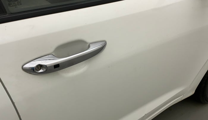 2020 Hyundai AURA SX 1.2 (O), Petrol, Manual, 5,028 km, Driver-side door - Slightly dented