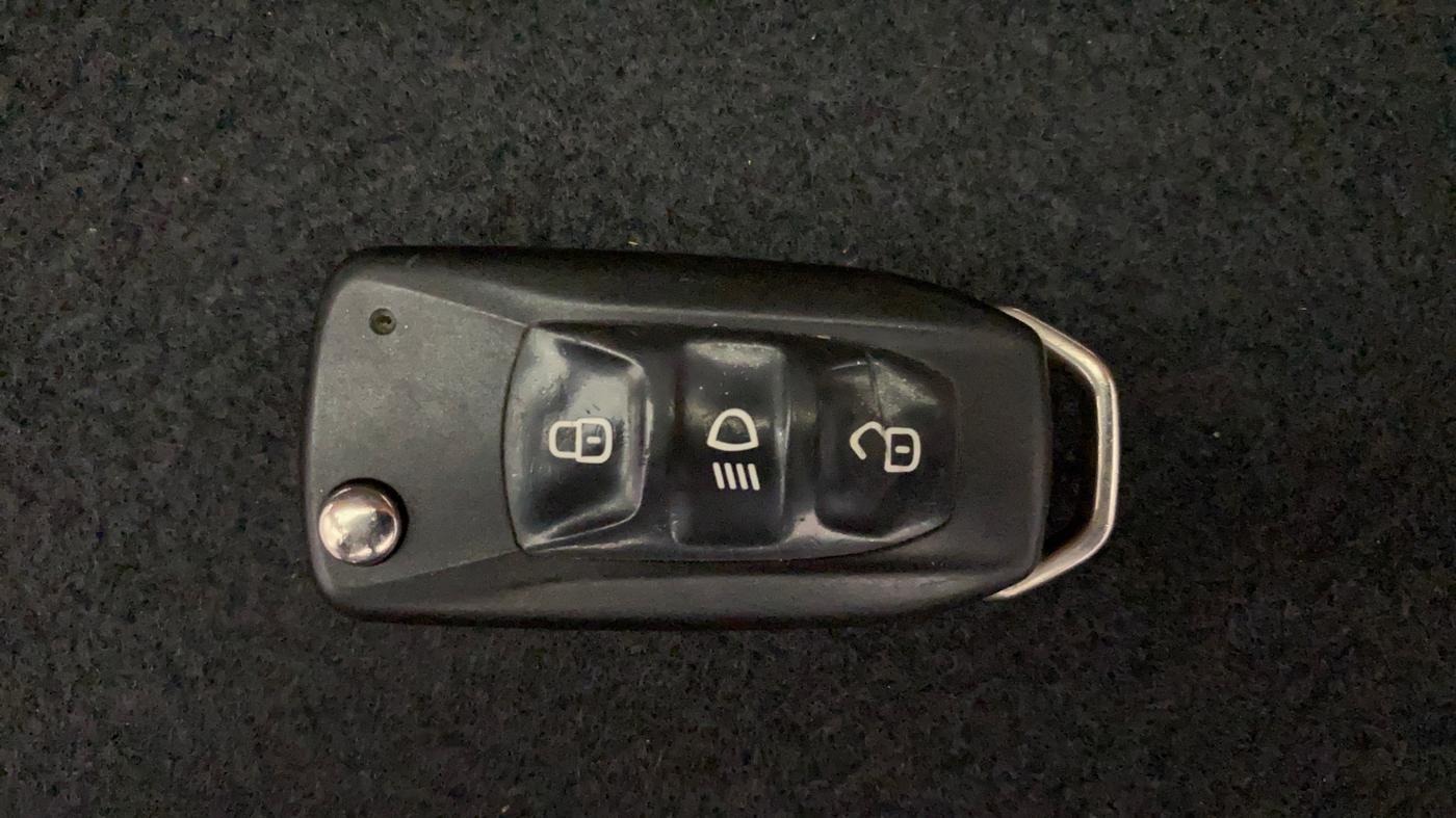 2019 Tata Tiago XZ PLUS PETROL, Petrol, Manual, 31,087 km, Key Close Up