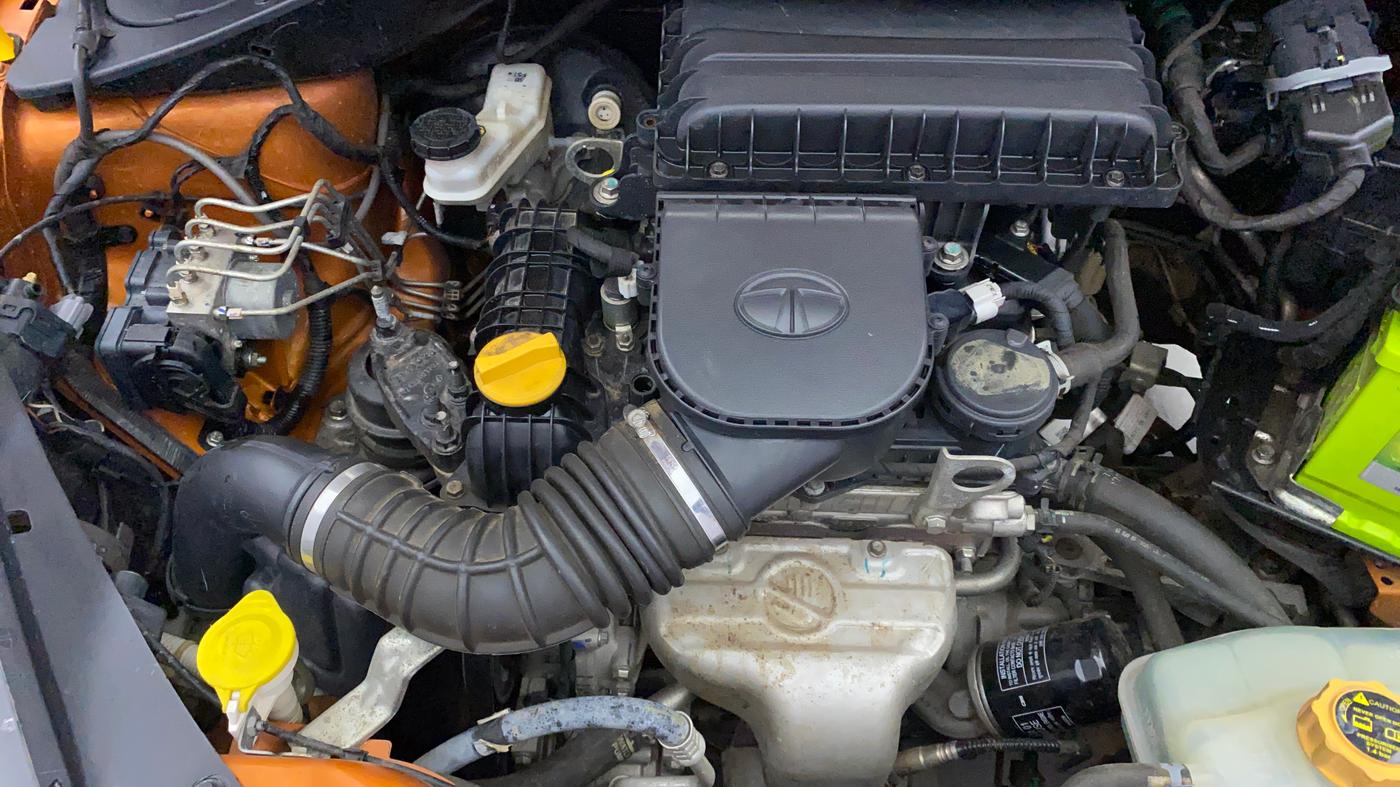 2019 Tata Tiago XZ PLUS PETROL, Petrol, Manual, 31,087 km, Engine View - Right