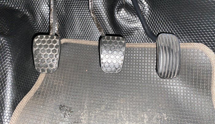 2019 Tata Tiago XZ PLUS PETROL, Petrol, Manual, 31,076 km, Pedals