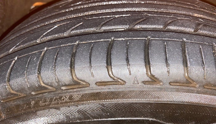 2019 Tata Tiago XZ PLUS PETROL, Petrol, Manual, 31,076 km, Left Front Tyre Tread