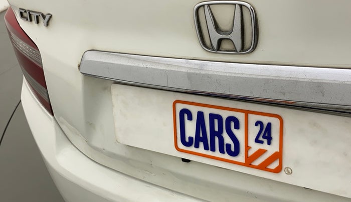2012 Honda City 1.5L I-VTEC E MT, Petrol, Manual, 67,543 km, Dicky (Boot door) - Minor scratches