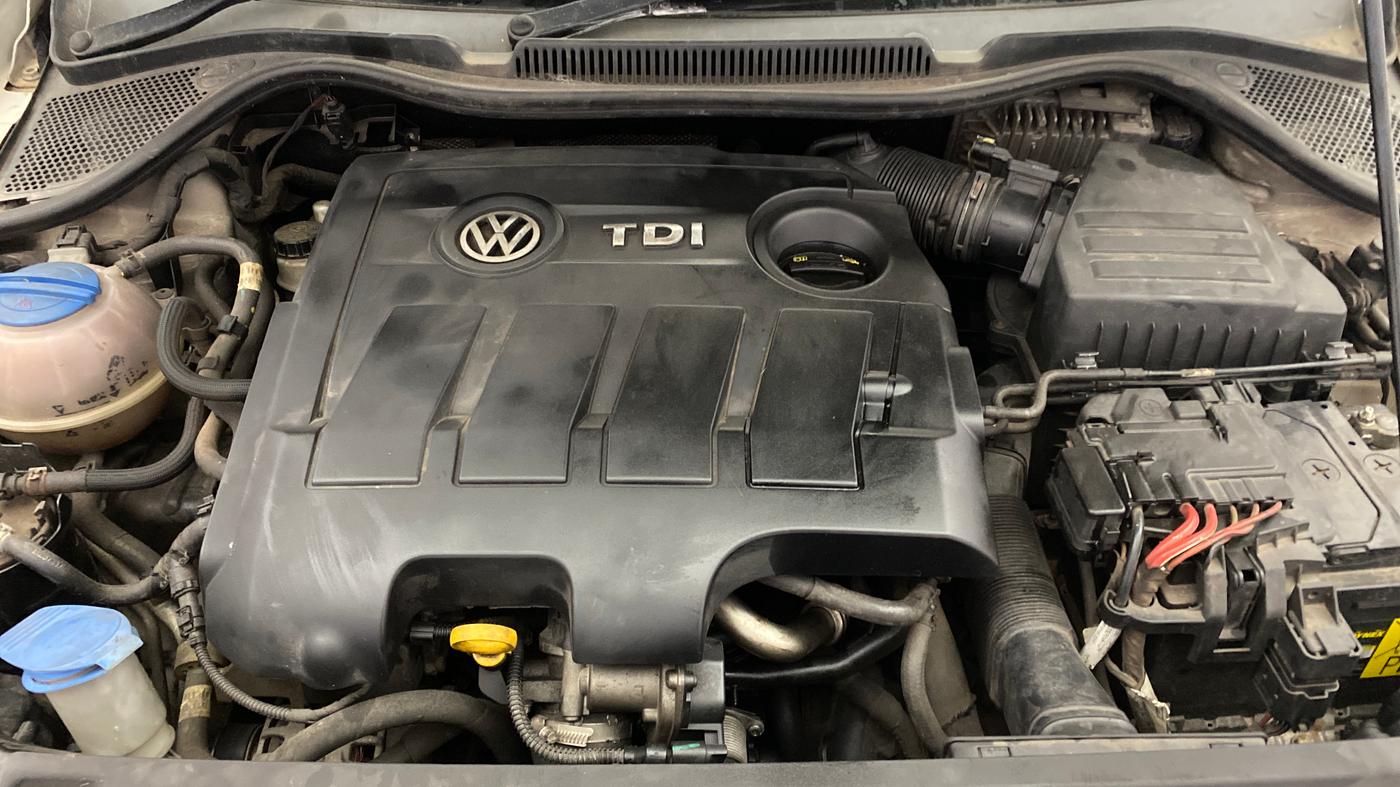 2017 Volkswagen Polo HIGHLINE1.5L, Diesel, Manual, 69,718 km, Engine View