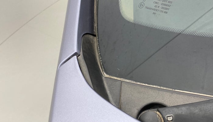 2011 Hyundai Eon MAGNA, Petrol, Manual, 78,848 km, Bonnet (hood) - Cowl vent panel has minor damage