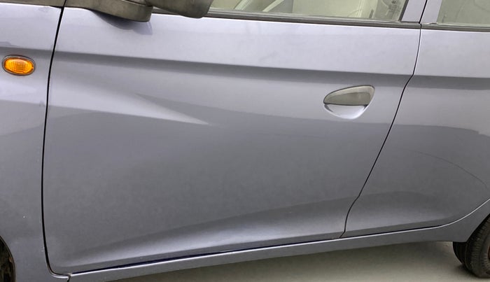 2011 Hyundai Eon MAGNA, Petrol, Manual, 78,848 km, Front passenger door - Minor scratches
