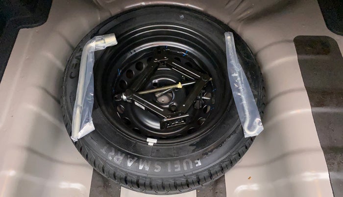 2020 Hyundai AURA SX PLUS 1.2 AMT, Petrol, Automatic, 26,202 km, Spare Tyre