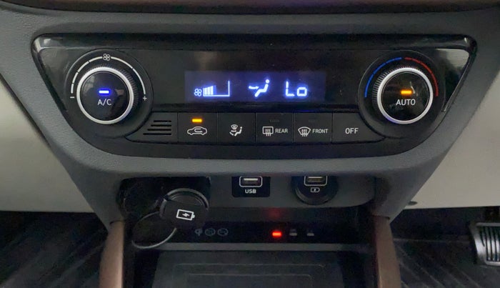 2020 Hyundai AURA SX PLUS 1.2 AMT, Petrol, Automatic, 26,202 km, Automatic Climate Control