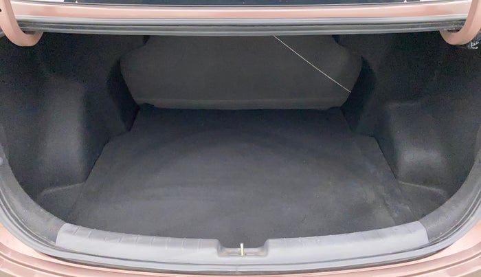 2020 Hyundai AURA SX PLUS 1.2 AMT, Petrol, Automatic, 26,202 km, Boot Inside