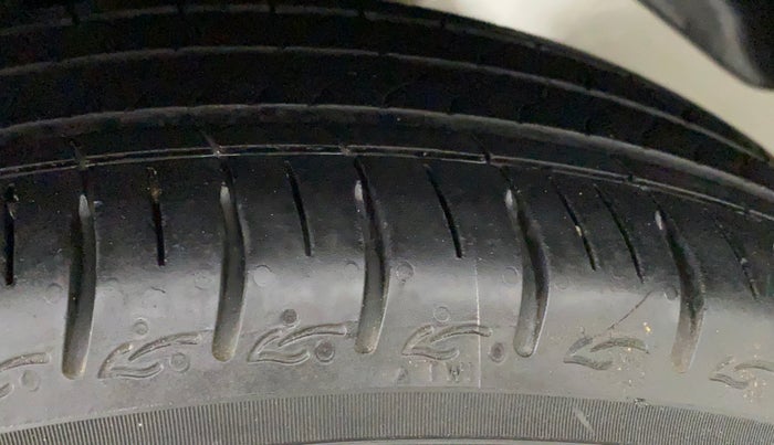 2020 Hyundai AURA SX PLUS 1.2 AMT, Petrol, Automatic, 26,202 km, Left Rear Tyre Tread