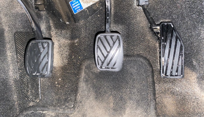 2017 Maruti Baleno DELTA PETROL 1.2, Petrol, Manual, 58,495 km, Pedals