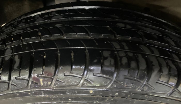 2017 Maruti Baleno DELTA PETROL 1.2, Petrol, Manual, 58,495 km, Right Rear Tyre Tread