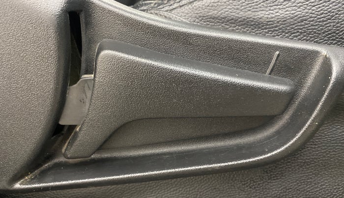 2020 Maruti S PRESSO VXI PLUS AMT, Petrol, Automatic, 39,261 km, Driver Side Adjustment Panel