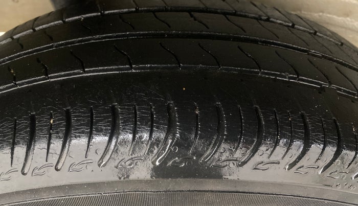 2020 Maruti S PRESSO VXI PLUS AMT, Petrol, Automatic, 39,261 km, Right Rear Tyre Tread