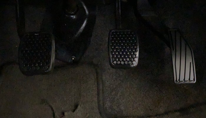 2017 Maruti Alto K10 VXI, Petrol, Manual, 47,217 km, Pedals