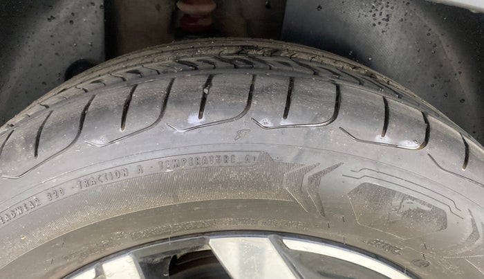 2023 KIA SELTOS  HTX PLUS 1.5 TURBO PETROL IMT, Petrol, Manual, 6,335 km, Right Rear Tyre Tread