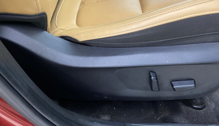 2023 KIA SELTOS  HTX PLUS 1.5 TURBO PETROL IMT, Petrol, Manual, 6,335 km, Driver Side Adjustment Panel