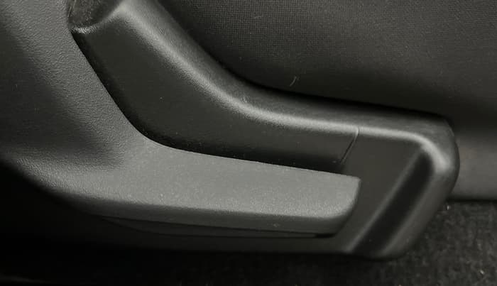 2023 Maruti Swift LXI, Petrol, Manual, 21,333 km, Driver Side Adjustment Panel