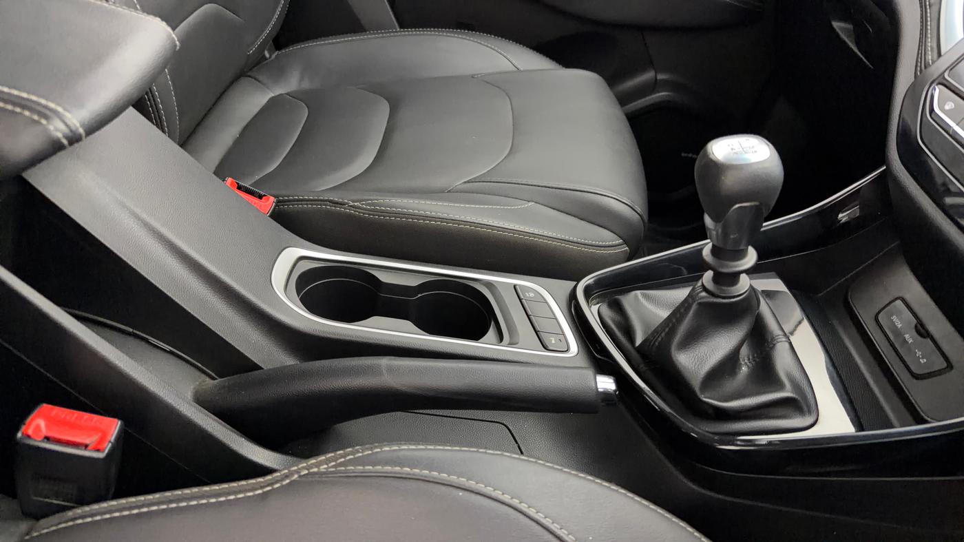 2019 MG HECTOR SMART HYBRID 1.5 PETROL, Petrol, Manual, 24,128 km, Gear Lever