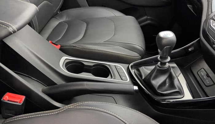 2019 MG HECTOR SMART HYBRID 1.5 PETROL, Petrol, Manual, 24,128 km, Gear Lever
