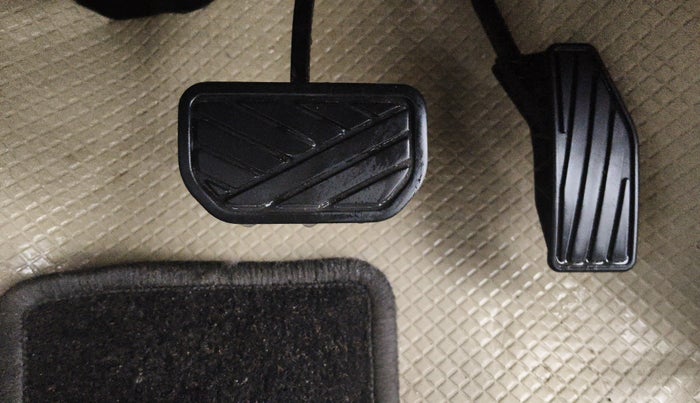 2021 Maruti Dzire VXI AMT, Petrol, Automatic, 26,953 km, Pedals