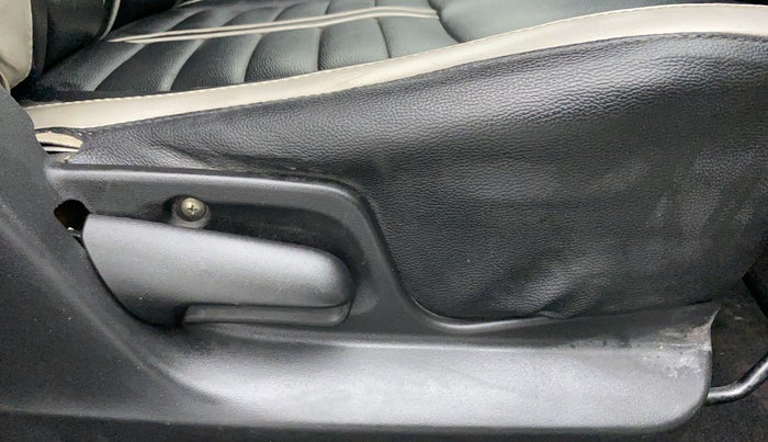 2013 Maruti Swift VXI D, Petrol, Manual, 51,595 km, Driver Side Adjustment Panel