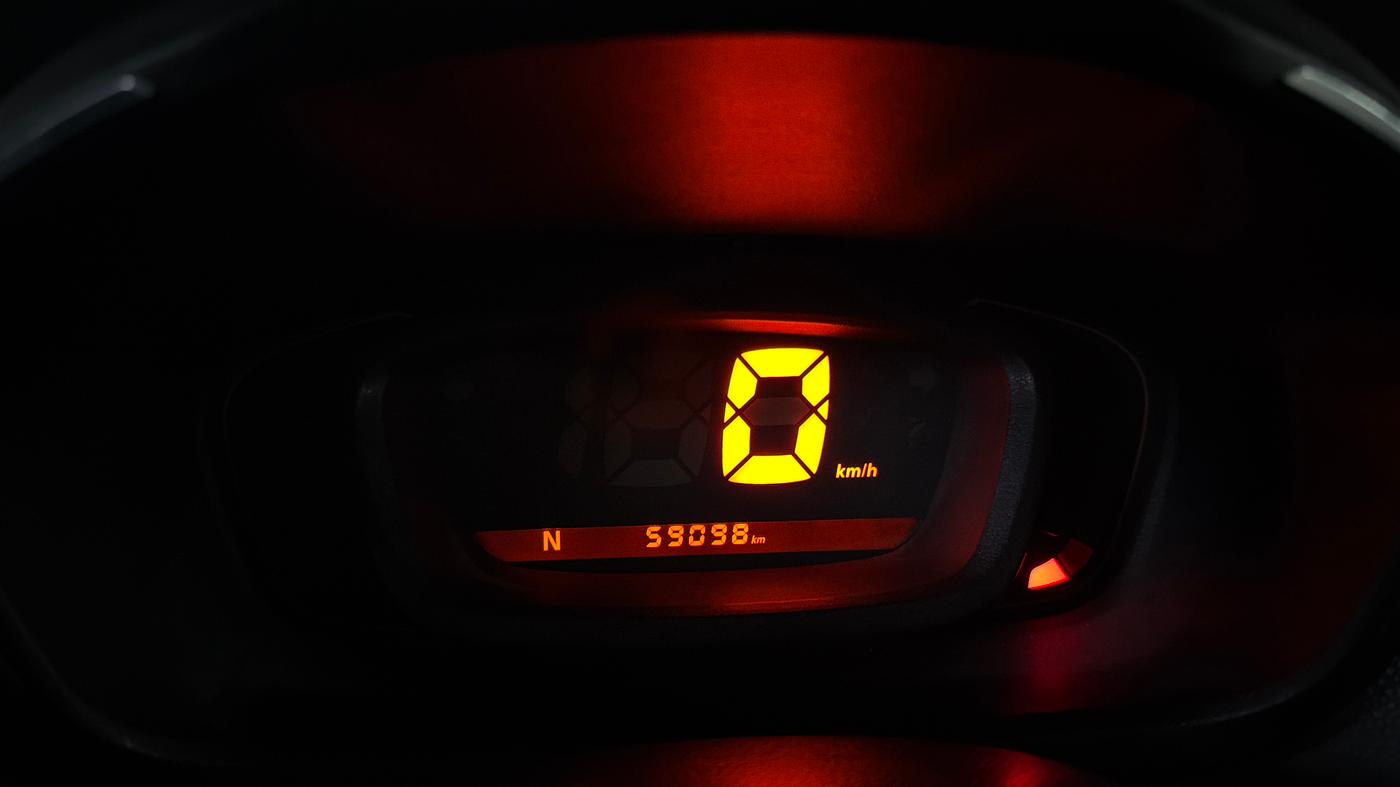 2017 Renault Kwid RXT 1.0 AMT, Petrol, Automatic, 59,033 km, Odometer Image