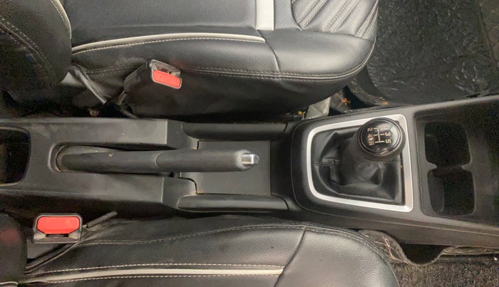 2021 Maruti Swift VXI, Petrol, Manual, 53,639 km, Gear Lever