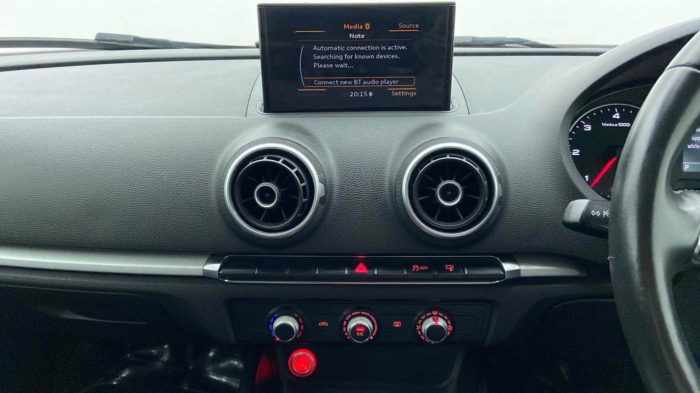 2014 Audi A3 35TDI PREMIUM, Diesel, Automatic, 34,242 km, Air Conditioner