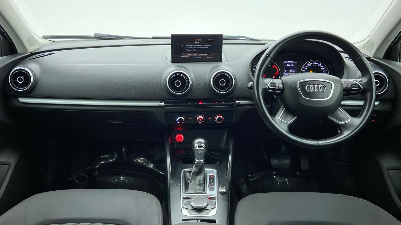2014 Audi A3 35TDI PREMIUM, Diesel, Automatic, 34,242 km, Dashboard