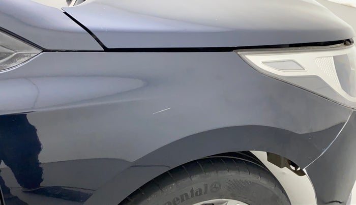 2021 Hyundai Verna E 1.5 PETROL, Petrol, Manual, 33,832 km, Right fender - Slightly dented