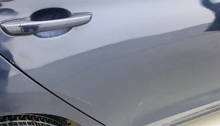 2021 Hyundai Verna E 1.5 PETROL, Petrol, Manual, 33,832 km, Right rear door - Minor scratches