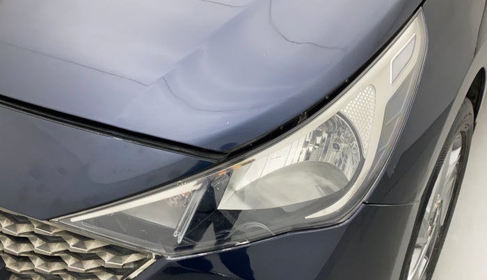 2021 Hyundai Verna E 1.5 PETROL, Petrol, Manual, 33,832 km, Left headlight - Minor scratches
