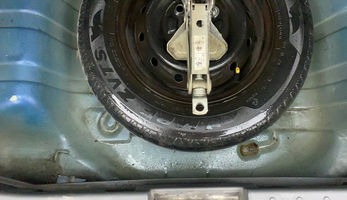 2013 Maruti Alto 800 LXI, Petrol, Manual, 77,441 km, Boot floor - Slight discoloration