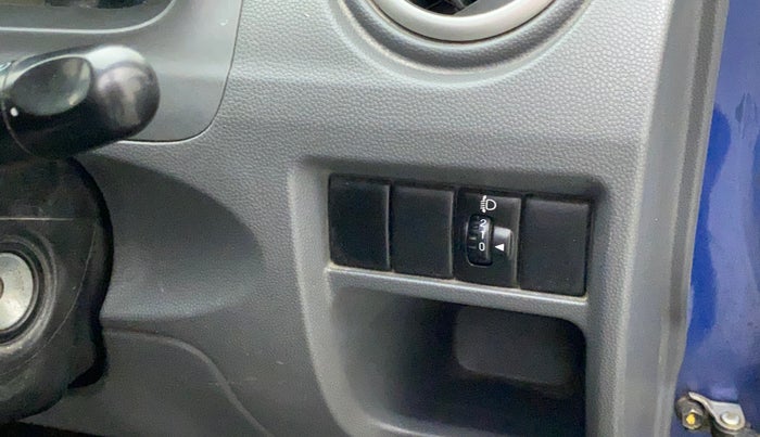 2013 Maruti Alto 800 LXI, Petrol, Manual, 77,441 km, Dashboard - Headlight height adjustment not working
